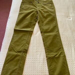 LOFT Straight leg corduroy Jeans in Green 28/6